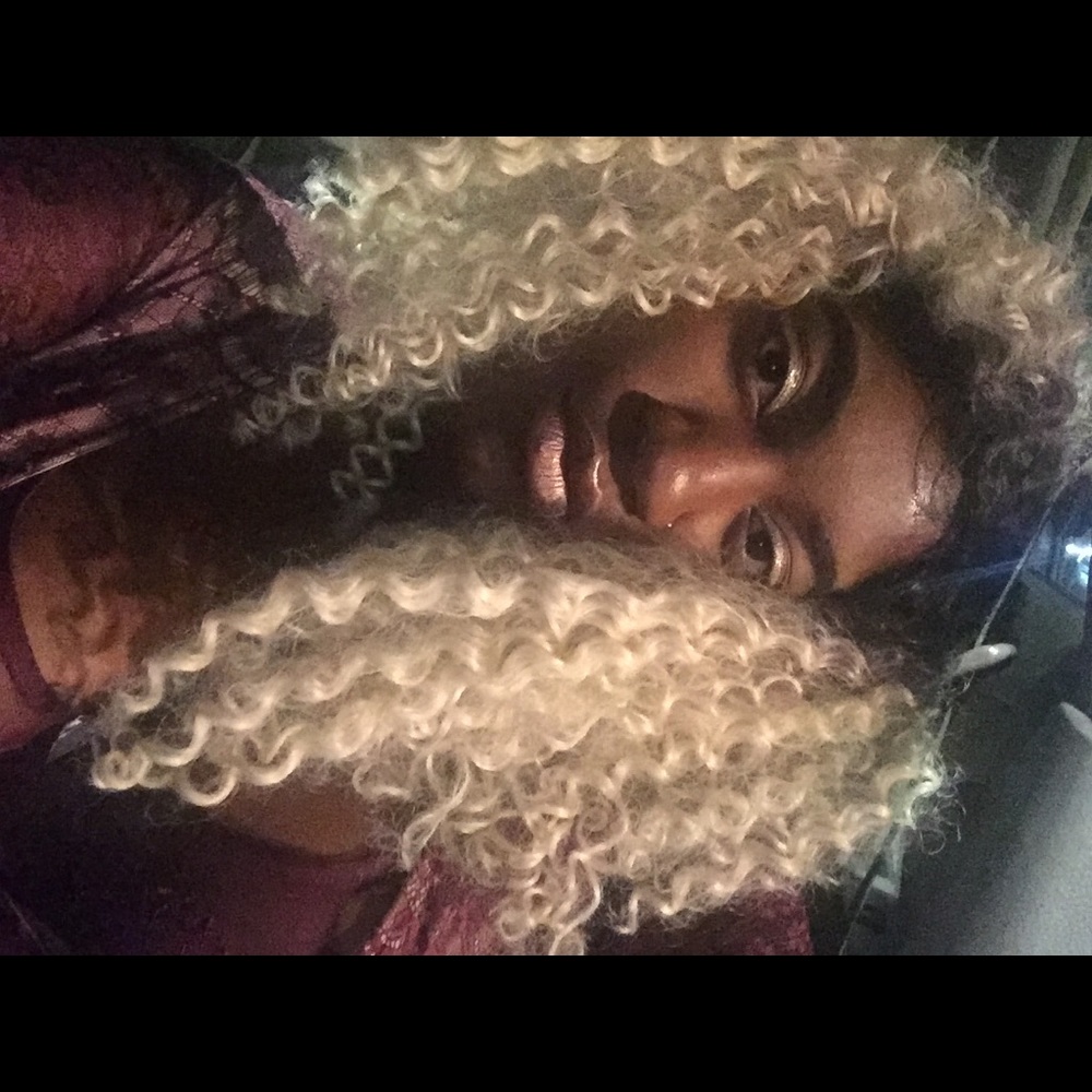 Meet your Posher, Destiny